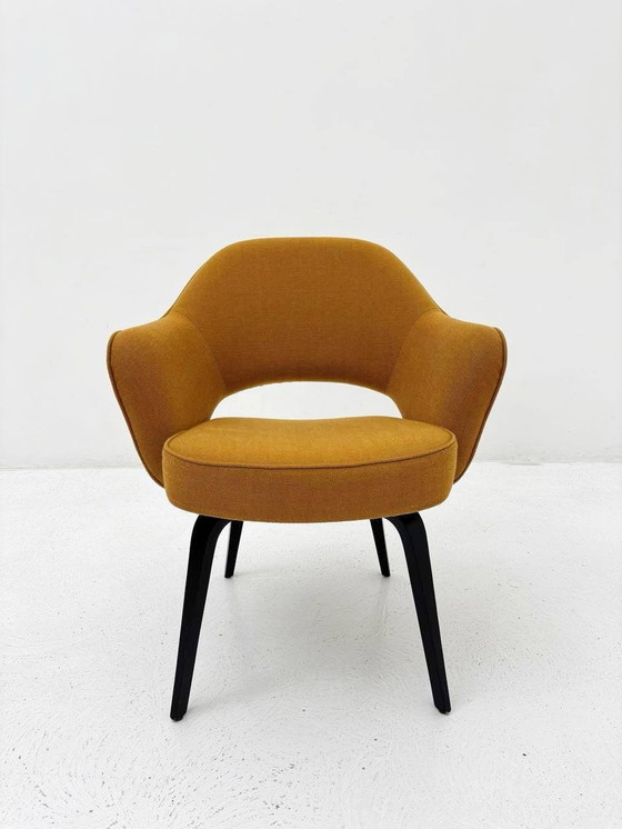 Image 1 of Knoll International Saarinen conferentie fauteuil