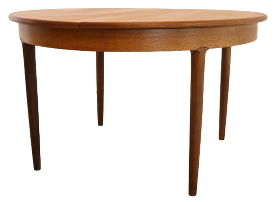 Image 1 of Ronde verlengbare eettafel 'Cheetham' vintage