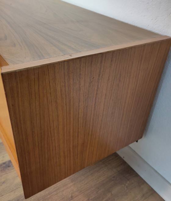 Image 1 of Laag Scandinavisch Teak en Metalen Dressoir