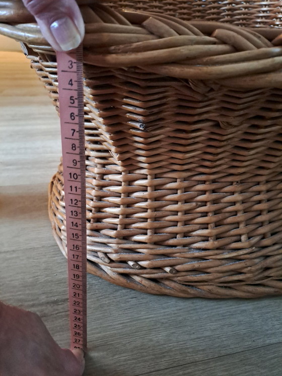 Image 1 of Vintage Rotan Kuipstoel