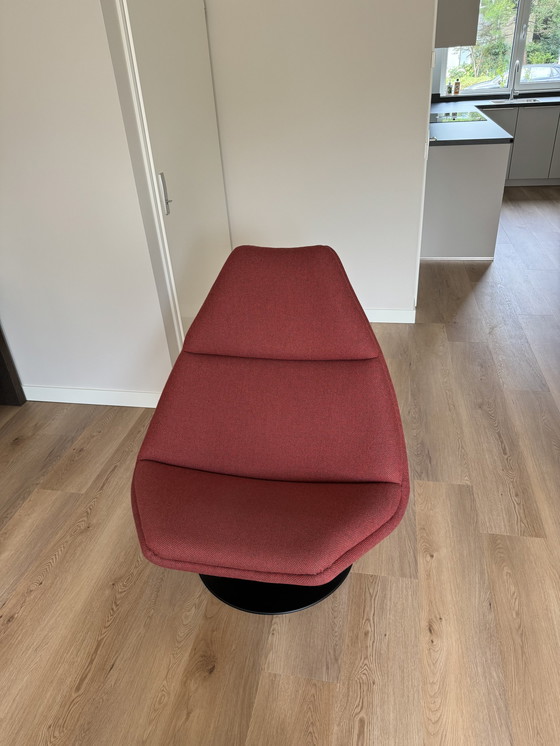 Image 1 of Artifort draaifauteuil hoog F510