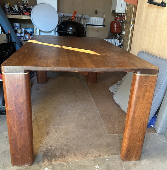 Image 1 of Hans Daalder Tv Meubel, Opbergkast, Eettafel En 4 Stoelen (Bert Plantagie) Notenhout. Het Wordt Als Complete Set Verkocht. 