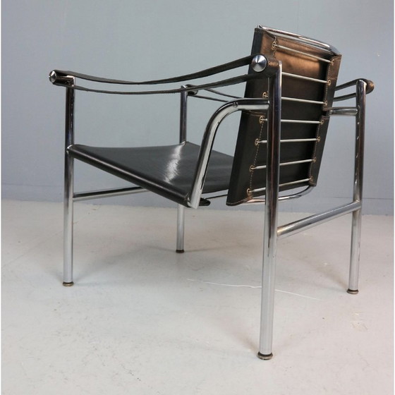 Image 1 of Vintage LC1 armstoel in zwart leer en verchroomd staal van Le Corbusier voor Cassina, Italië 1970