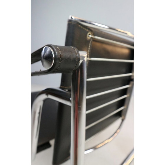 Image 1 of Vintage LC1 armstoel in zwart leer en verchroomd staal van Le Corbusier voor Cassina, Italië 1970