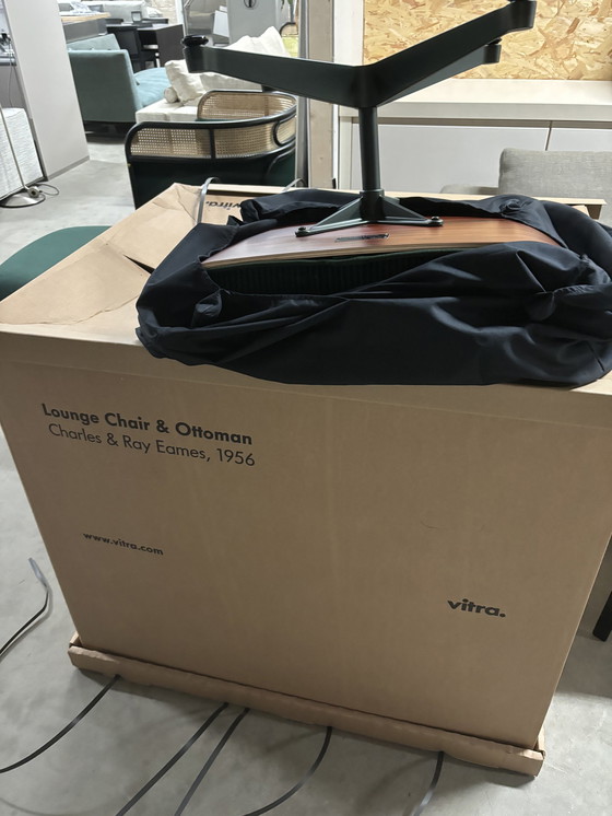 Image 1 of Nieuwe Vitra Lounge Chair + Ottoman Xl In  Limited X-Mas Edition