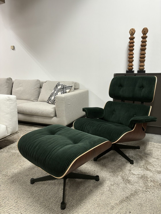 Image 1 of Nieuwe Vitra Lounge Chair + Ottoman Xl In  Limited X-Mas Edition