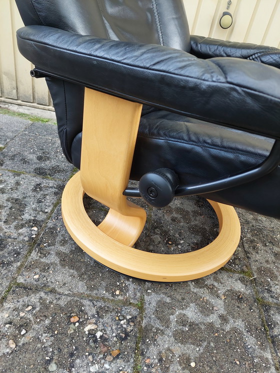 Image 1 of Stressless relaxfauteuil met hocker