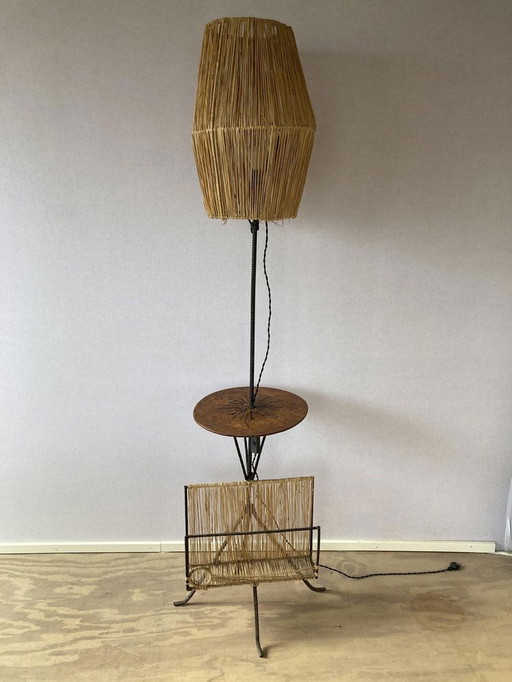 Staande lamp met tijdschriftenhouder en sisal kap, 1950S