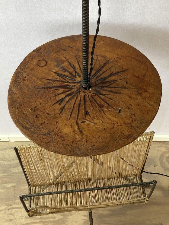 Image 1 of Staande lamp met tijdschriftenhouder en sisal kap, 1950S