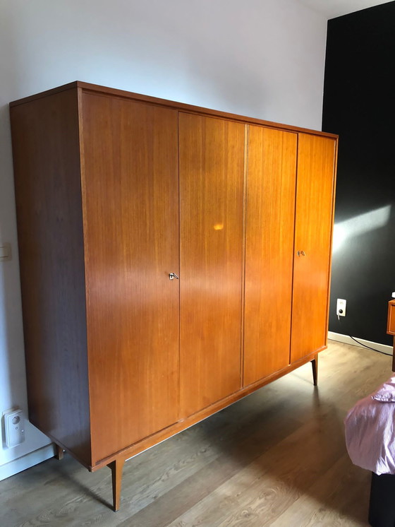 Image 1 of Vintage vierdeurs kleerkast