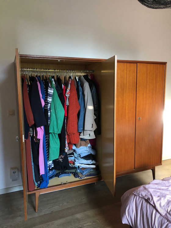 Image 1 of Vintage vierdeurs kleerkast