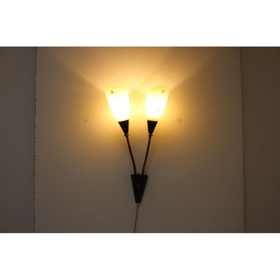 Image 1 of Vintage wandlamp van glas en messing, Tsjecho-Slowakije 1960
