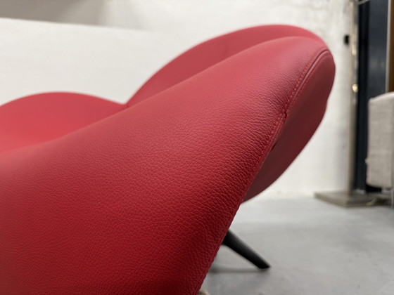 Image 1 of Leolux Papageno Fauteuil Rood Leer Met Zwart Onderstel