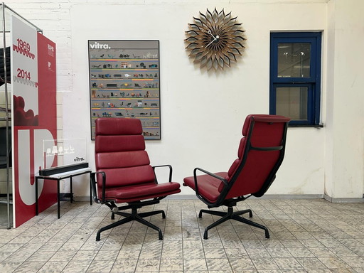 Vitra | Eames | EA222 | Rood