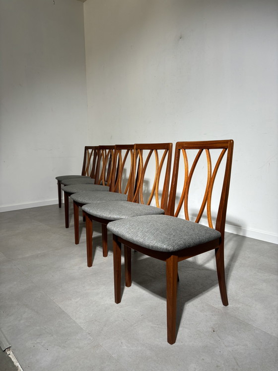 Image 1 of Set van zes G-Plan eetkamerstoelen