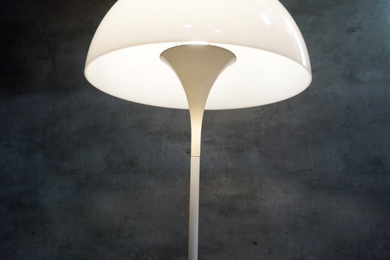 Image 1 of Deense Panthella vloerlamp van Verner Panton voor Louis Poulsen, 1970