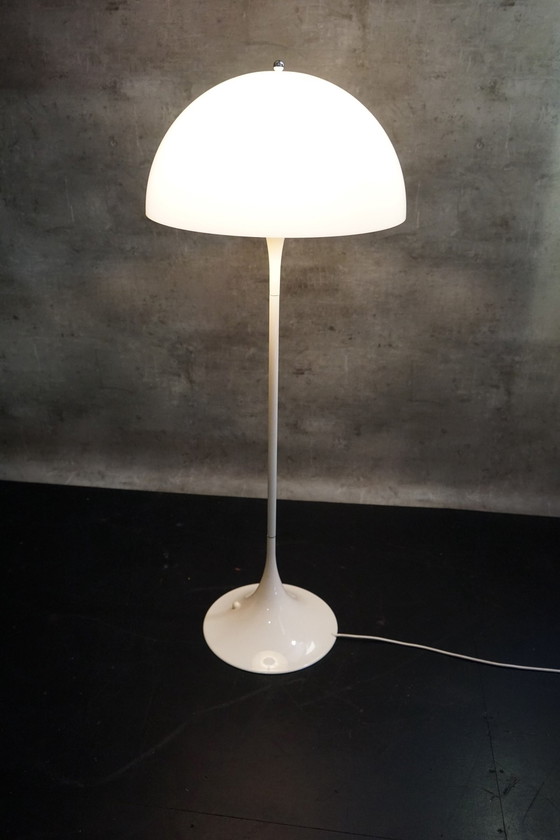 Image 1 of Deense Panthella vloerlamp van Verner Panton voor Louis Poulsen, 1970