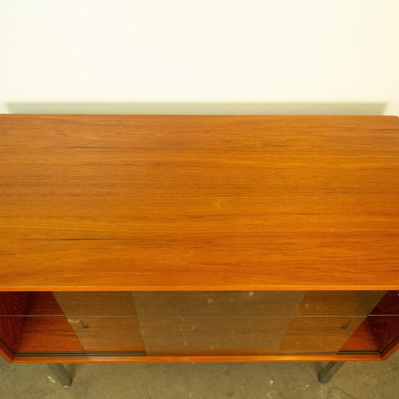 Image 1 of Vitrinekast met schuifdeuren, teak, 1970