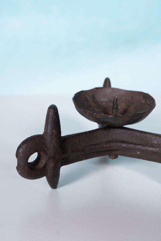 Image 1 of Brutalist metalen kandelaar, minimalist iron candle holder