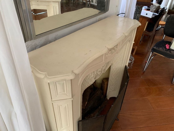 Image 1 of Franse Haardschouw Van Gietijzer Kleur Ecru Gemoffeld, Prachtige Relief Bloemranken.