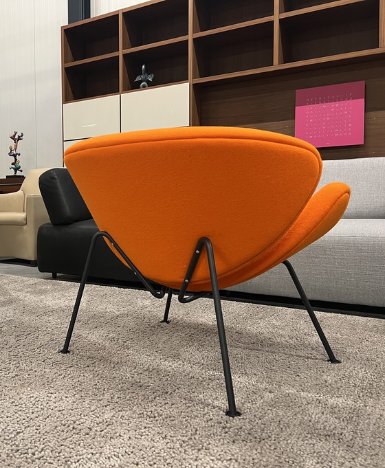 Image 1 of Artifort Orange Slice Fauteuil oranje Tonus stof