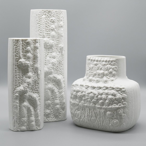 Image 1 of Martin Freyer Rosenthal Bisque Porselein Reliëf Azu Vaas Op Art Ontwerp 70S Trio