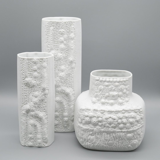 Image 1 of Martin Freyer Rosenthal Bisque Porselein Reliëf Azu Vaas Op Art Ontwerp 70S Trio