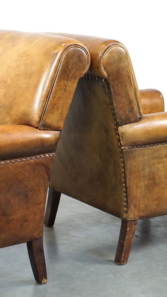 Image 1 of 2 x Grote en comfortabele schapenleren fauteuil/ armchair