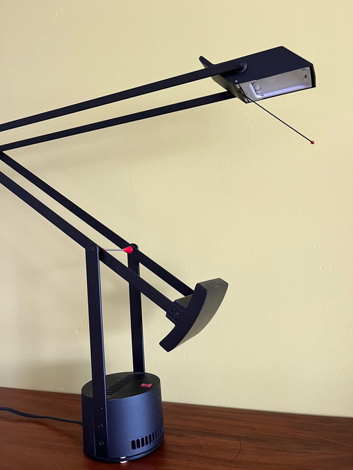 Artemide Tizio Lamp Van Richard Sapper