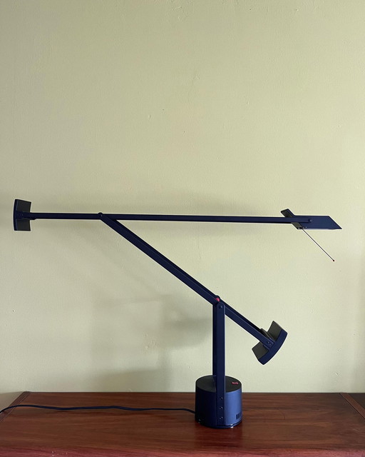 Artemide Tizio Lamp Van Richard Sapper