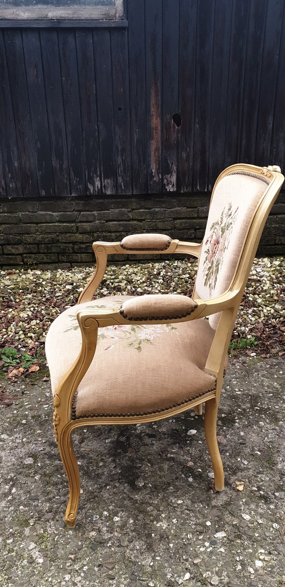 Image 1 of Antieke Witte Louie Zestien Fauteuil