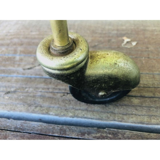 Image 1 of Vintage bijzettafel van messing en rookglas, jaren 1960