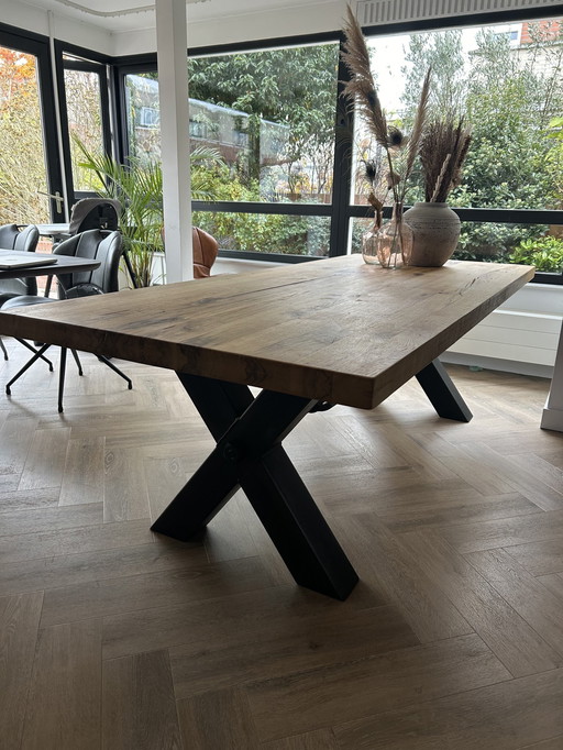 Goosens Robuuste Eikenhouten Tafel