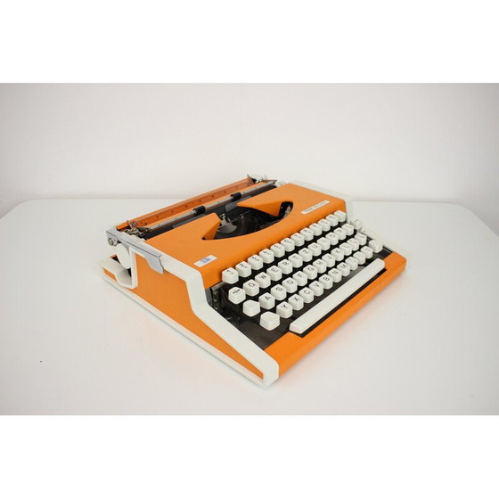 Image 1 of Vintage typemachine "tbm de Luxe" van Unis, Bosnië 1985