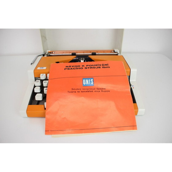 Image 1 of Vintage typemachine "tbm de Luxe" van Unis, Bosnië 1985