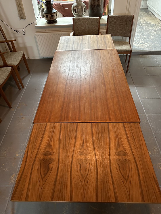 Image 1 of Vintage eetkamertafel + 6 eetkamerstoelen