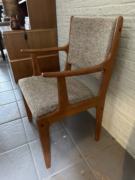 Image 1 of Vintage eetkamertafel + 6 eetkamerstoelen