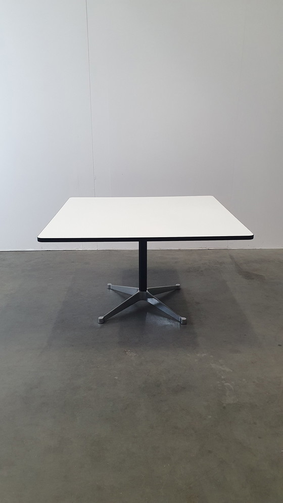 Image 1 of Eames Vitra Herman Miller tafel