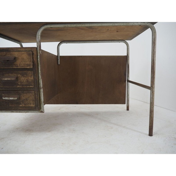 Image 1 of Vintage industrieel stalen bureau, Tsjechoslowakije 1940