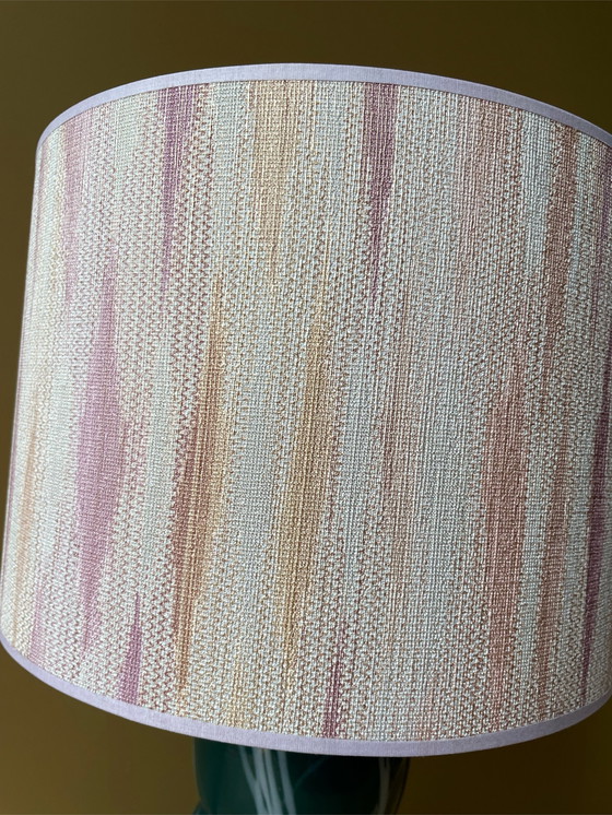 Image 1 of Vintage petrol bliksemlamp roze kap