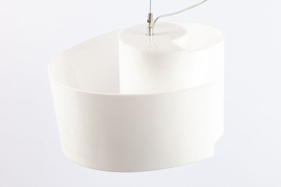 Image 1 of Spiraalvormige witte hanglamp van Plexiglass, jaren 70