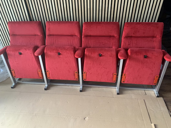 Image 1 of 4x vintage bioscoop stoelen