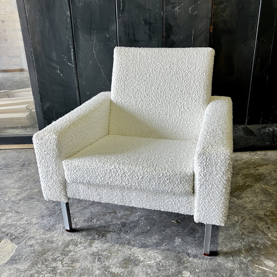 Image 1 of 2x Vintage fauteuils met off white bouclé