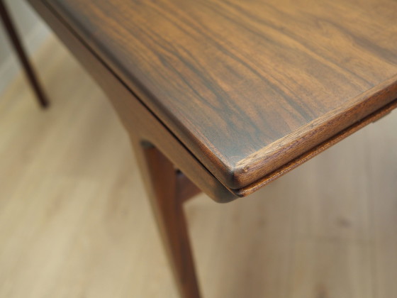 Image 1 of Notenhouten tafel, Deens ontwerp, 1960S, Ontwerper: Johannes Andersen