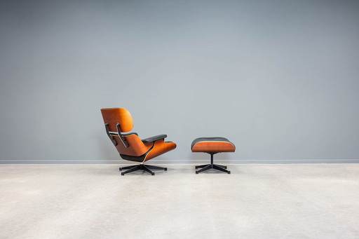 Eames Lounge Stoel + Ottoman