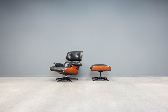 Image 1 of Eames Lounge Stoel + Ottoman