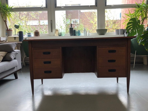 Hmf Bureau