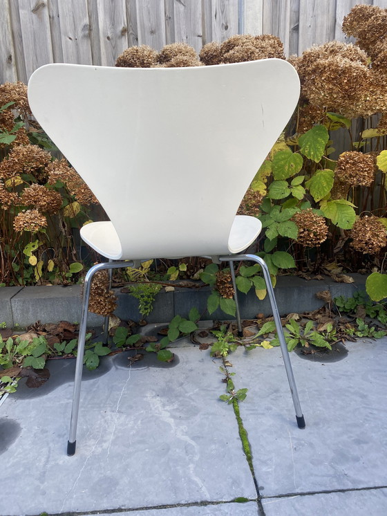 Image 1 of 5x Vintage Fritz Hansen Vlinderstoelen 1982