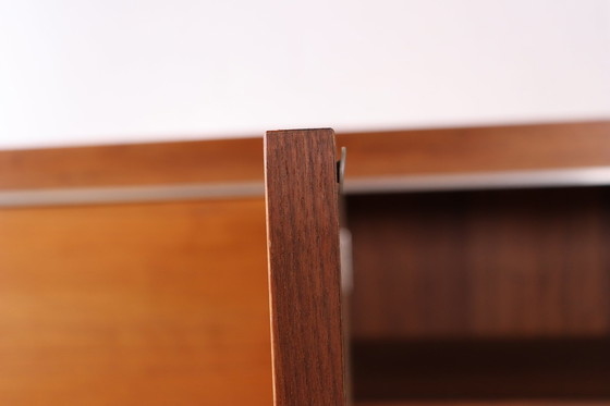 Image 1 of Hand Daalder dressoir