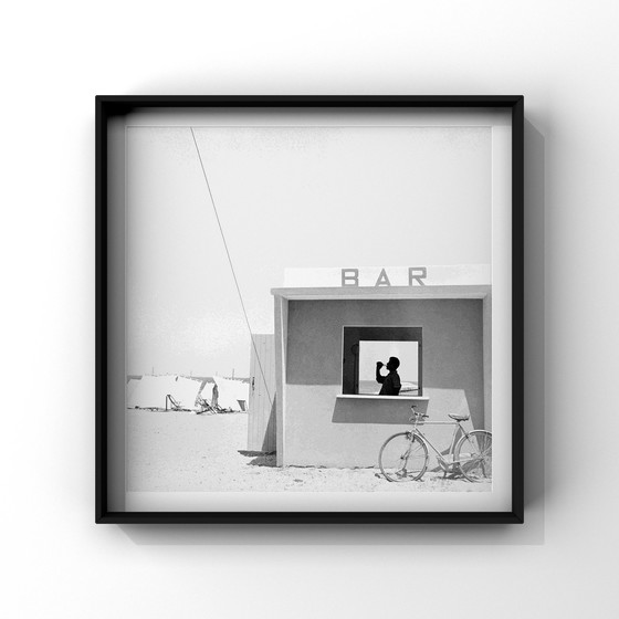 Image 1 of Piergiogio Branzi | beachside bar in Senigallia, Italië 1957 | fine art print